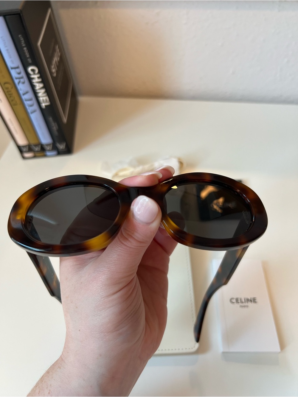 CELINE Tortoiseshell Oval Sunglasses - gently worn! - Picture 17 of 17